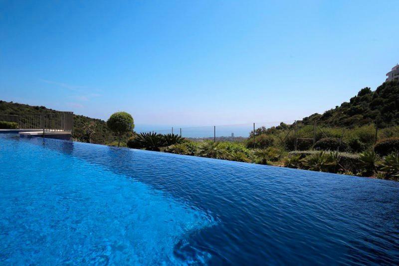 Luxury Spa Resort Marbella 2 Bedroom Sauna Gym Pools Jacuzzi المظهر الخارجي الصورة